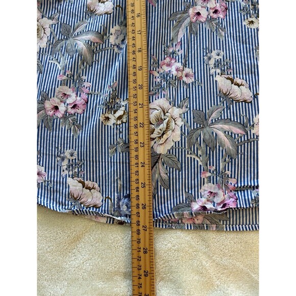 Talbots 3 Shirts LOT Bundle Extra Large 16 Floral Paisley Button Pop Over - Picture 14 of 16